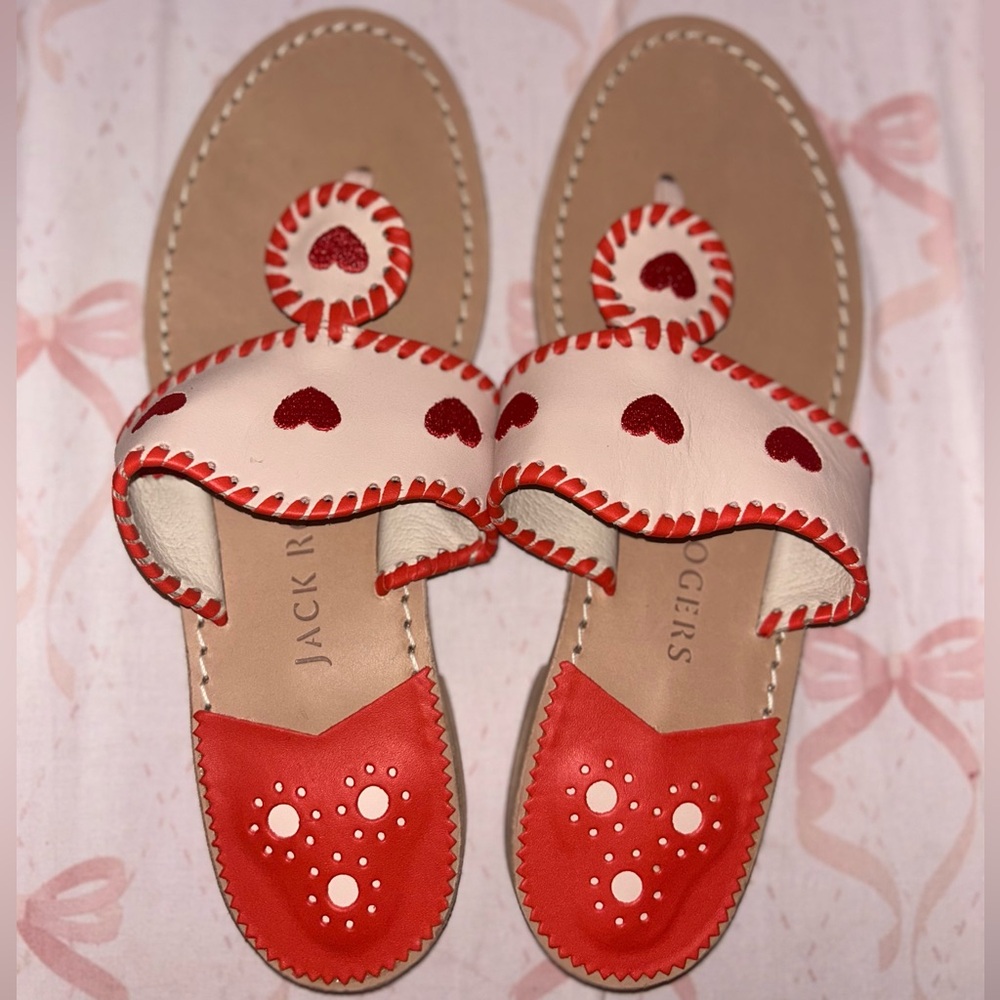 NWOB Heart Jack Rogers Women's Heart Embroidered Jacks Thong Sandals 8.5
